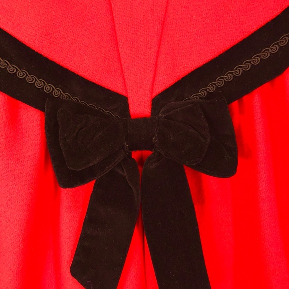 Red wool coat with black velvet trim and matching red wool bonnet. - Picture 2 of 9